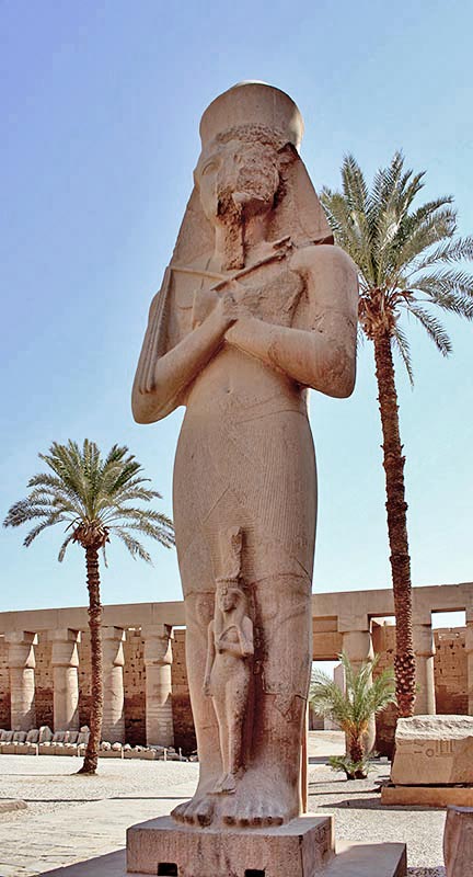 Ramesses ll and Bintanat Colossi
